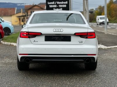 Audi A4 40 TFSI 190 S tronic 7 S-line - Apple Carplay - Black Pack - Sièges Chauffants   - 24