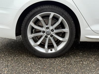 Audi A4 40 TFSI 190 S tronic 7 S-line - Apple Carplay - Black Pack - Sièges Chauffants   - 30