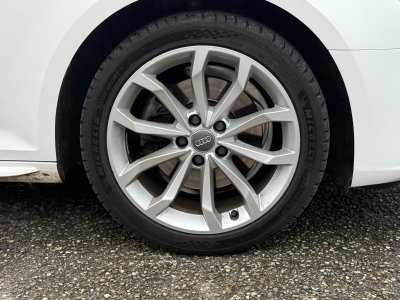 Audi A4 40 TFSI 190 S tronic 7 S-line - Apple Carplay - Black Pack - Sièges Chauffants   - 31