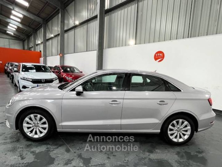 Audi A3 III 14 TFSI 140ch COD Ambiente - 2