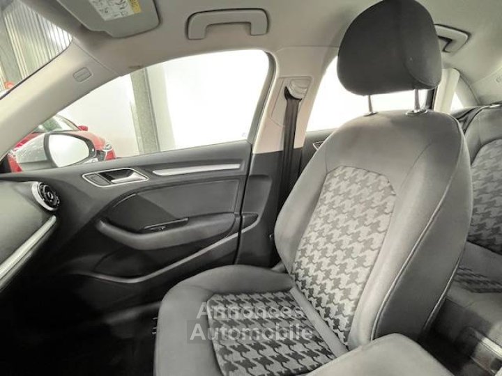 Audi A3 III 14 TFSI 140ch COD Ambiente - 13