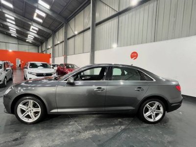 Audi A4 V (B9) 20 TDI 150ch S line S tronic 7   - 2