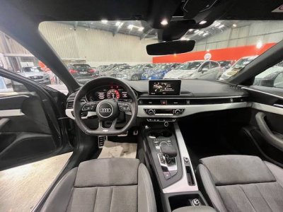 Audi A4 V (B9) 20 TDI 150ch S line S tronic 7   - 18