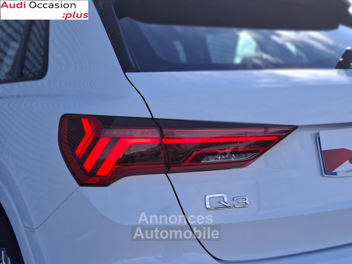 Audi Q3 35 TFSI 150 ch S tronic 7 S line - 38