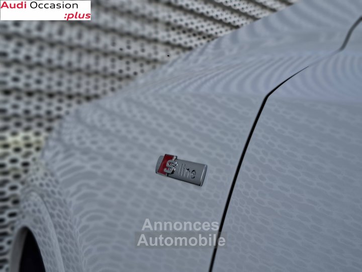 Audi Q3 35 TFSI 150 ch S tronic 7 S line - 41