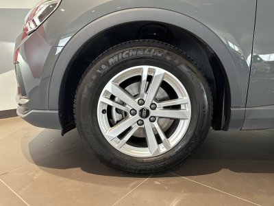Audi Q3 35 TDI 150 ch S tronic 7 Business line   - 7