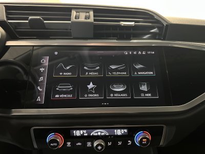 Audi Q3 35 TDI 150 ch S tronic 7 Business line   - 23
