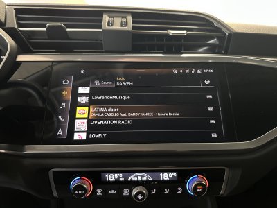 Audi Q3 35 TDI 150 ch S tronic 7 Business line   - 24