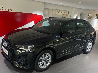 Audi Q3 35 TFSI 150 ch S tronic 7 S line   - 1