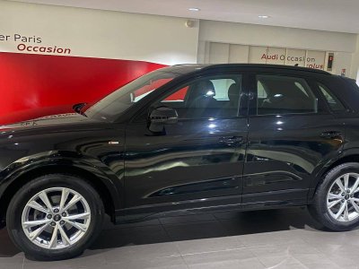 Audi Q3 35 TFSI 150 ch S tronic 7 S line   - 2