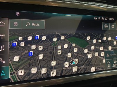 Audi Q3 35 TFSI 150 ch S tronic 7 S line   - 11