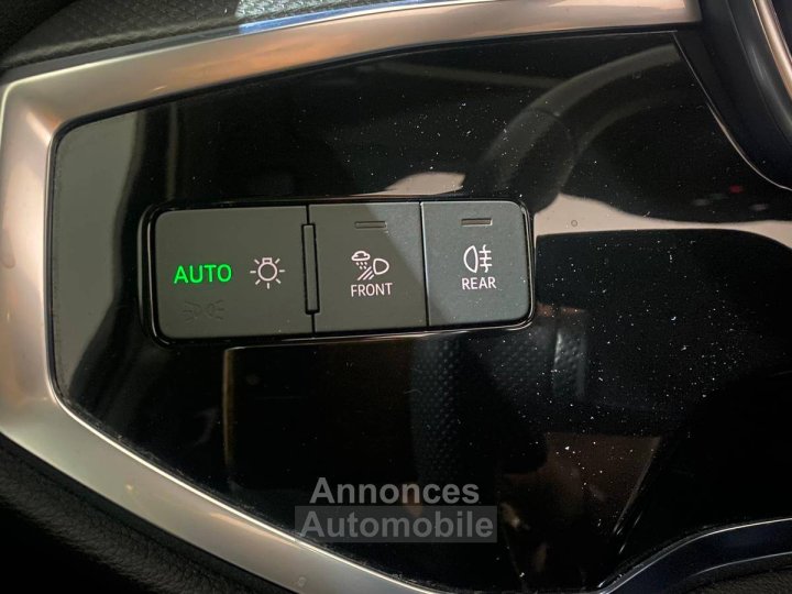 Audi Q3 35 TFSI 150 ch S tronic 7 S line - 23
