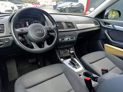 Audi Q3 20 TDI 150ch S-Line S-tronic 7 2017   - 10