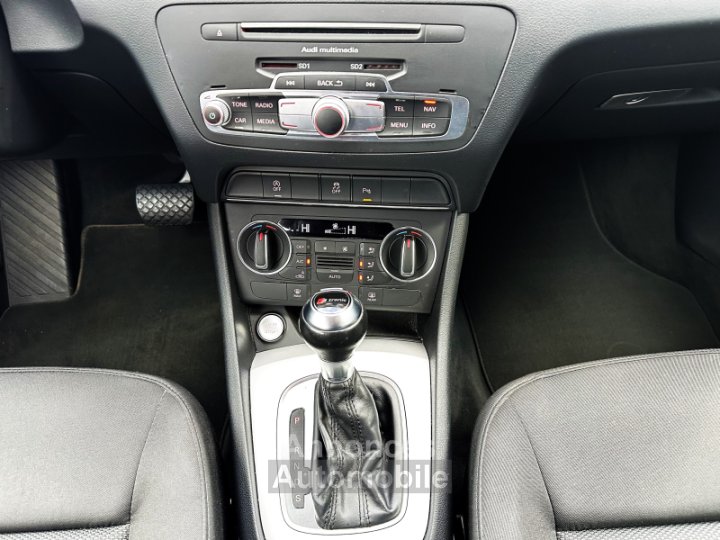 Audi Q3 20 TDI 150ch S-Line S-tronic 7 2017 - 11