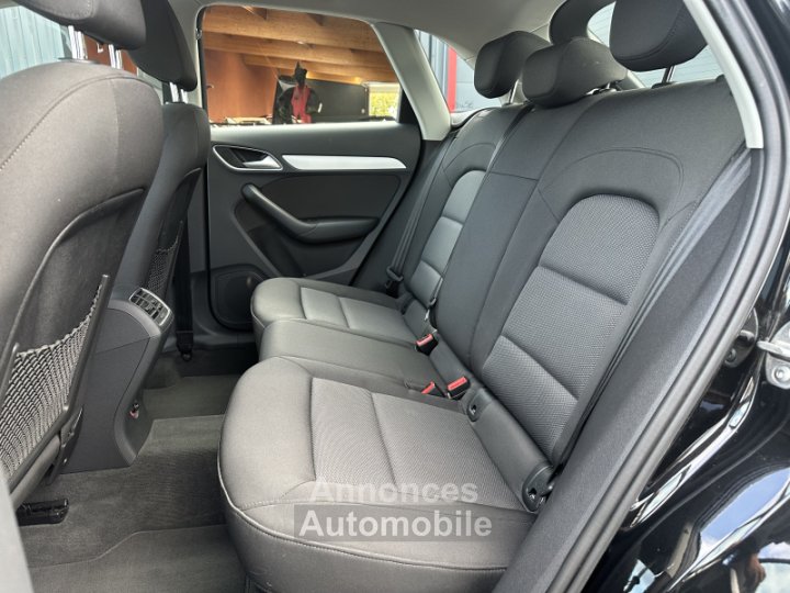 Audi Q3 20 TDI 150ch S-Line S-tronic 7 2017 - 14