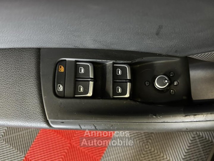 Audi Q3 Quattro 20 TDI DPF  140ch BV S-tronic  S-Line SUV Garantie 12 mois - 21