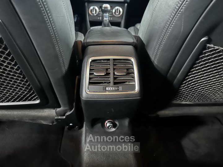 Audi Q3 Quattro 20 TDI DPF  140ch BV S-tronic  S-Line SUV Garantie 12 mois - 31
