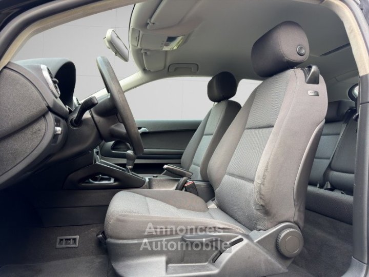 Audi A3 16 102CH AMBITION 3P - 3