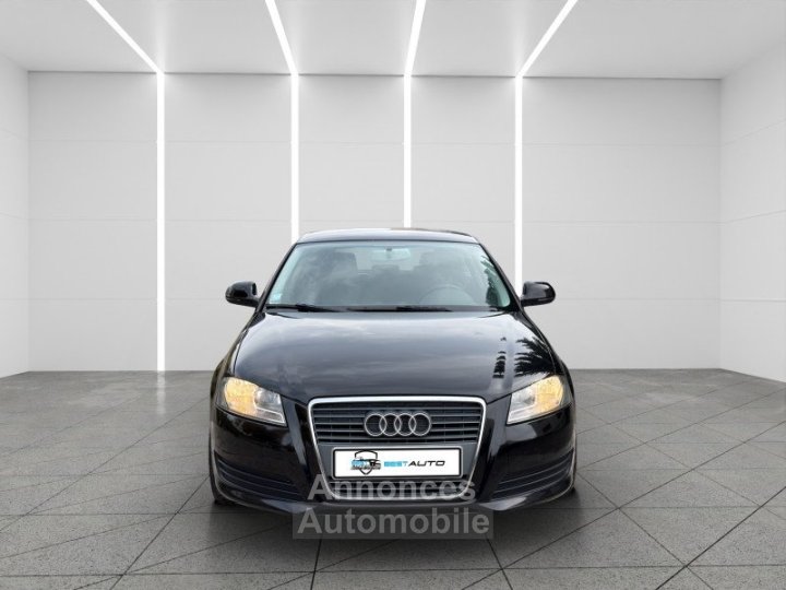 Audi A3 16 102CH AMBITION 3P - 12