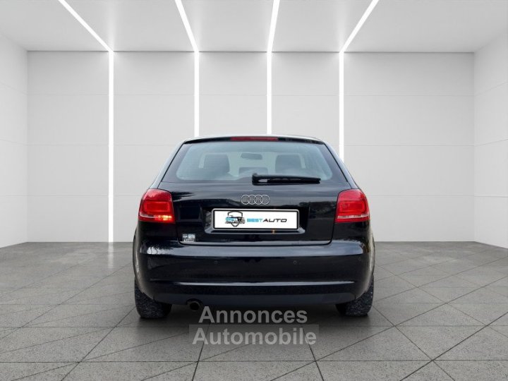 Audi A3 16 102CH AMBITION 3P - 14