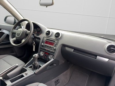 Audi A3 16 102CH AMBITION 3P   - 17