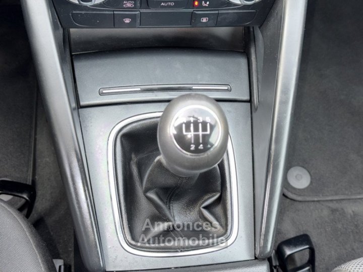 Audi A3 16 102CH AMBITION 3P - 19