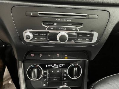 Audi Q3  14 TFSI 150 COD Ambition Luxe S tronic 6   - 14