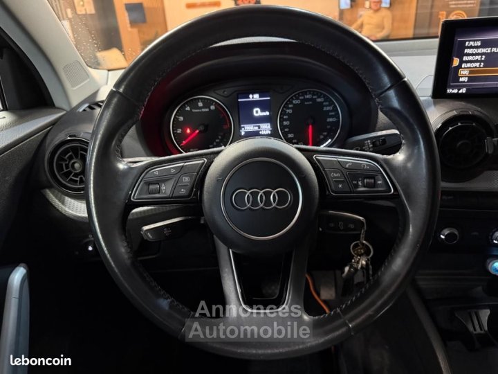 Audi Q2 10 30 TFSI 115 BUSINESS LINE S-TRONIC BVA - 4