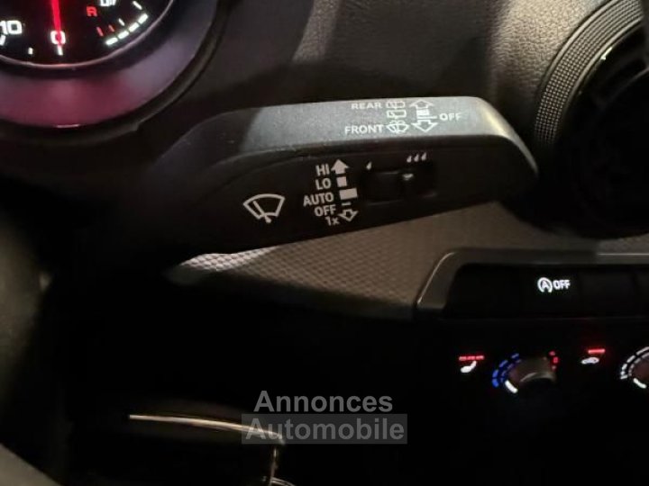 Audi Q2 10 30 TFSI 115 BUSINESS LINE S-TRONIC BVA - 9
