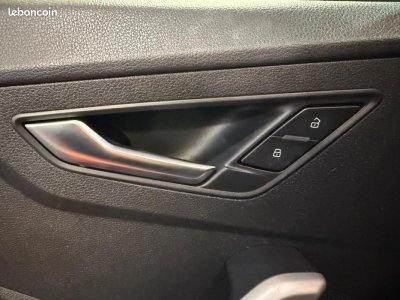 Audi Q2 10 30 TFSI 115 BUSINESS LINE S-TRONIC BVA   - 14