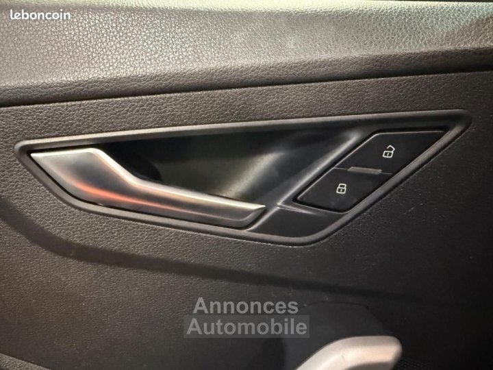 Audi Q2 10 30 TFSI 115 BUSINESS LINE S-TRONIC BVA - 14