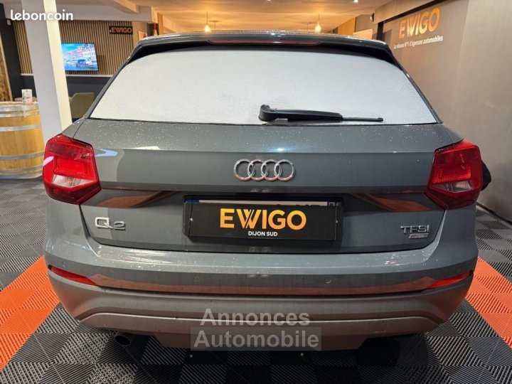 Audi Q2 10 30 TFSI 115 BUSINESS LINE S-TRONIC BVA - 23