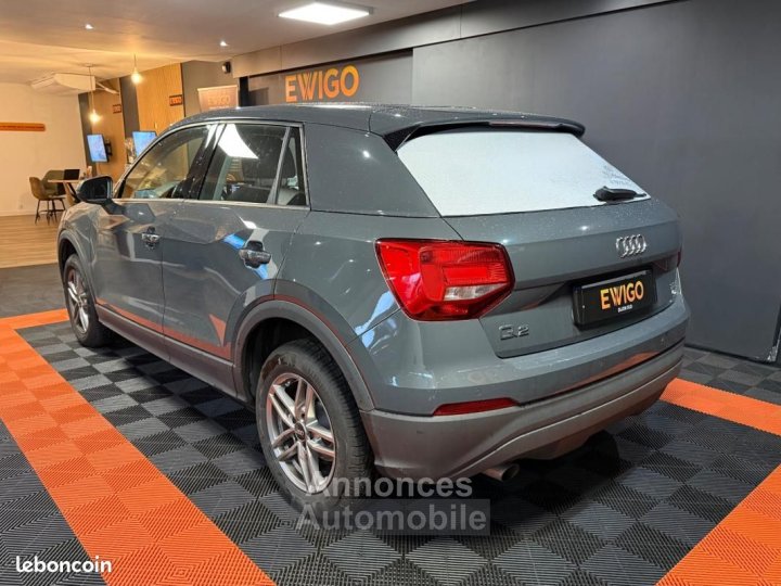 Audi Q2 10 30 TFSI 115 BUSINESS LINE S-TRONIC BVA - 24