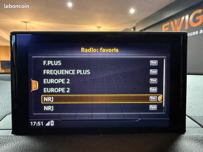 Audi Q2 10 30 TFSI 115 BUSINESS LINE S-TRONIC BVA   - 30
