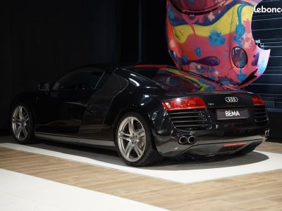 Audi R8 V8 | 23 500km Boîte Manuelle Carbone Int-Ext Bang & Olufsen Cuir Nappa Étendu Alcantara GPS Plus   - 3