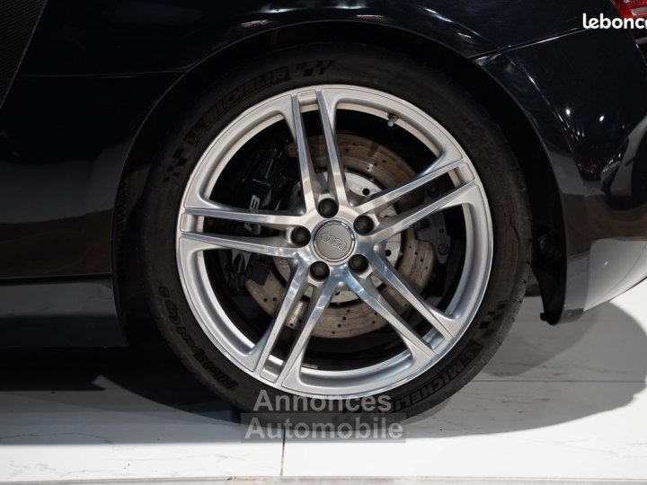 Audi R8 V8 | 23 500km Boîte Manuelle Carbone Int-Ext Bang & Olufsen Cuir Nappa Étendu Alcantara GPS Plus - 6