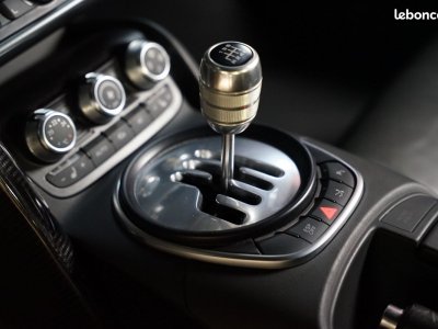 Audi R8 V8 | 23 500km Boîte Manuelle Carbone Int-Ext Bang & Olufsen Cuir Nappa Étendu Alcantara GPS Plus   - 12