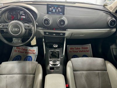 Audi A3 16 TDI 105 Ch Ambition Luxe Sièges chauffants Regulateur de vitesse Bluetooth Détecteur d’angles mort Radars stationnement Phares Xénon Climatisation   - 5