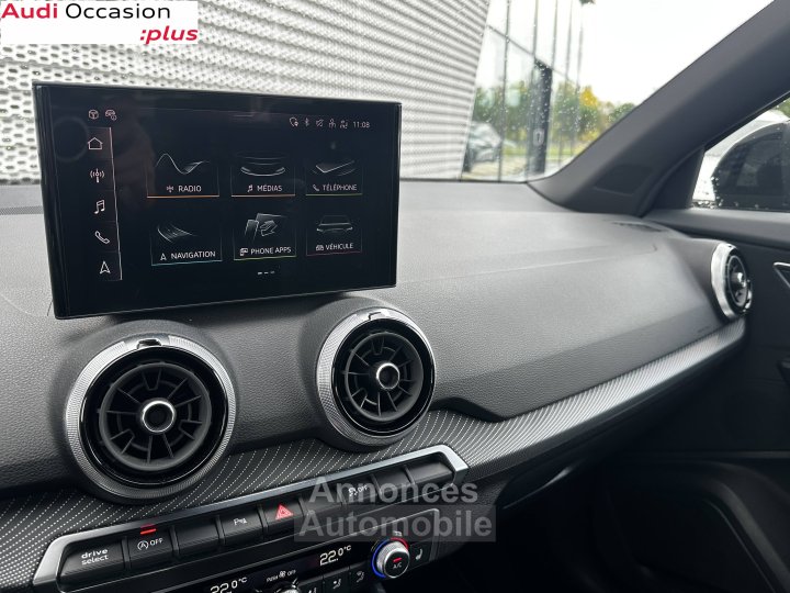 Audi Q2 35 TFSI 150 S tronic 7 S line Plus - 24