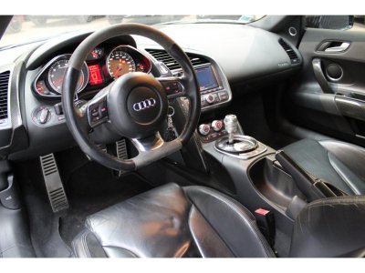 Audi R8 Quattro 42 V8 FSI - BV R-tronic   - 8