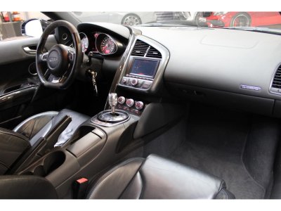 Audi R8 Quattro 42 V8 FSI - BV R-tronic   - 10