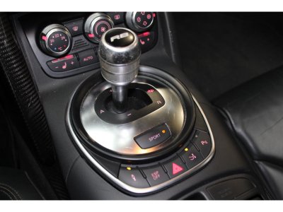 Audi R8 Quattro 42 V8 FSI - BV R-tronic   - 12