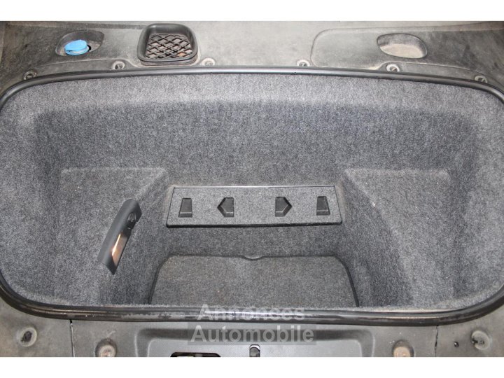 Audi R8 Quattro 42 V8 FSI - BV R-tronic - 35