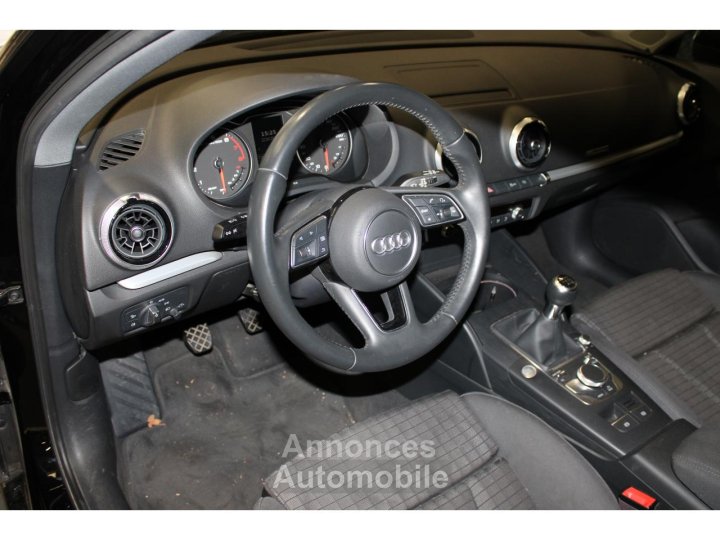 Audi A3 Sportback 10 30 TFSI 116 Midnight series suivi complet - 7