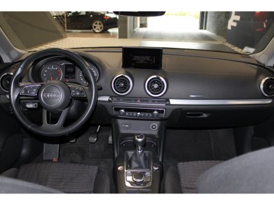 Audi A3 Sportback 10 30 TFSI 116 Midnight series suivi complet   - 8