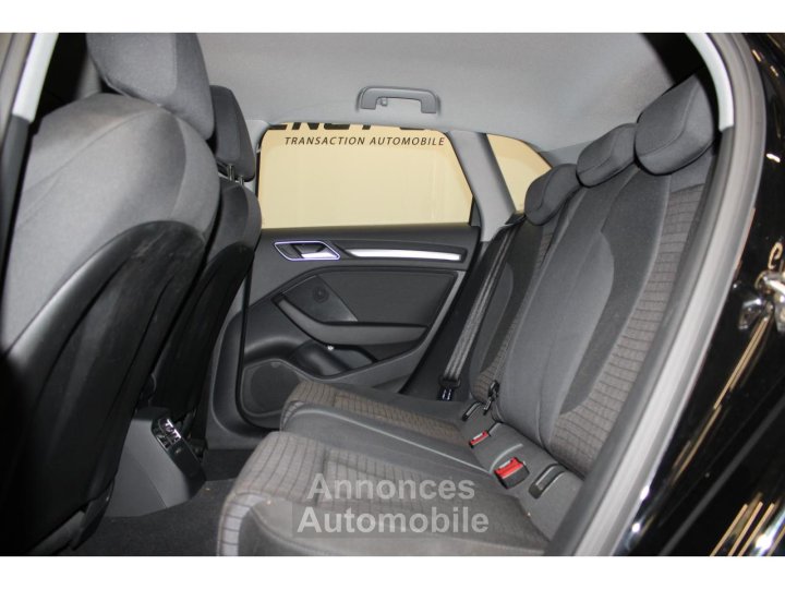 Audi A3 Sportback 10 30 TFSI 116 Midnight series suivi complet - 11