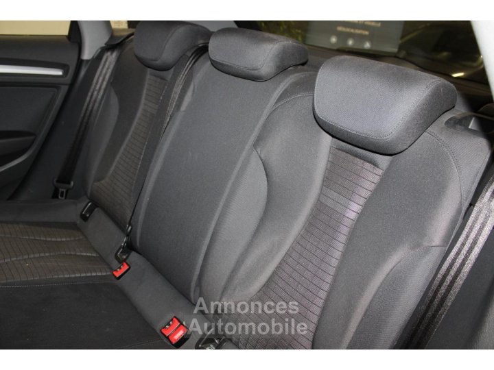 Audi A3 Sportback 10 30 TFSI 116 Midnight series suivi complet - 26