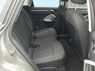 Audi Q3 35 TFSI 150 ch S tronic 7 Business line - 14