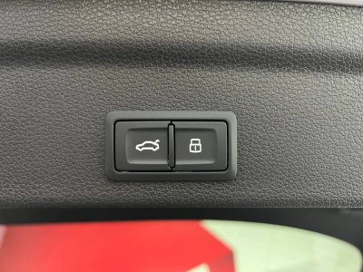 Audi Q3 Sportback 35 TDI 150 ch S tronic 7 S Edition   - 9