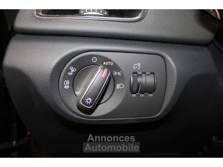 Audi Q3 20 TDI Quattro 184ch S-tronic S-Line - 13